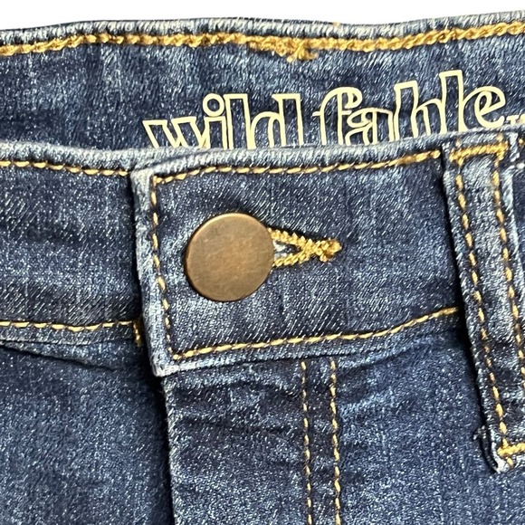 Wild Fable Shorts 8/29 Blue Dusk Denim High Rise Stretch‎ Classic 90s Trendy NEW - Picture 2 of 11